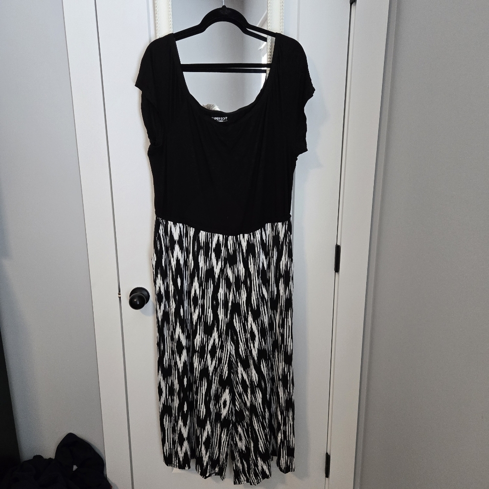Torrid Jumpsuit - Picture 3 of 5